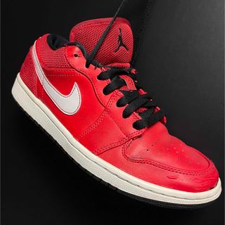 ナイキ(NIKE)の日本未発売　NIKE AIR JORDAN 1 Retro  LOW(スニーカー)