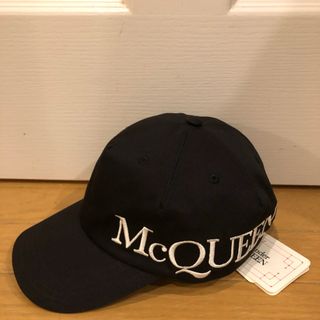 アレキサンダーマックイーン(Alexander McQueen)の[未使用] アレキサンダーマックイーン　キャップ　イタリア製　ブラック❗️(キャップ)