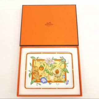 エルメス(Hermes)のラ シエスタ スクエア プレート 四角皿 皿 果実 草花 蝶 箱付き 美品(食器)