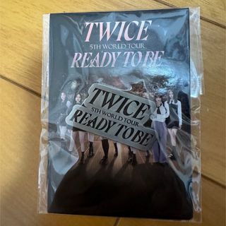 TWICE - TWICE ピンバッジ　READYTOBE 海外ライブ限定　ピンバッヂ