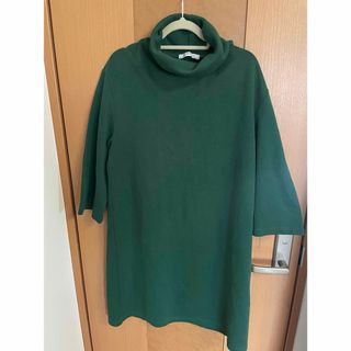 ザラ(ZARA)のZARAザラ　グリーンスウェット素材トップス(チュニック)