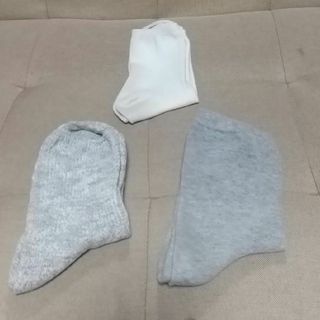 クツシタヤ(靴下屋)の靴下 3足 使用済み(ソックス)