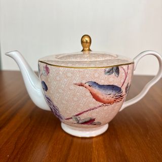 ウェッジウッド(WEDGWOOD)の【未使用】ウェッジウッド　カッコー　ティーポット　スモール(食器)