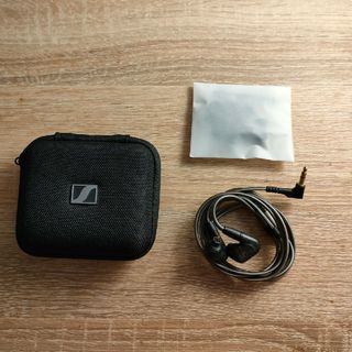 SENNHEISER IE300 美品(ヘッドフォン/イヤフォン)