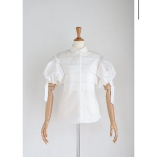 girlish ガーリッシュ　tuck blouse タックブラウス