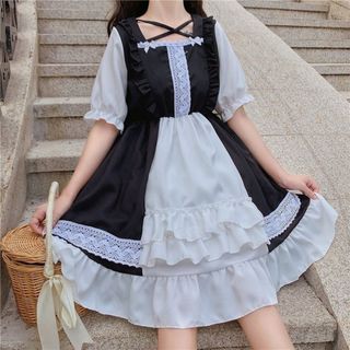 【大人気商品】メイド服　メイド　ロリータ　ゴスロリ　ガーリー　コスプレ　フリル(ひざ丈ワンピース)