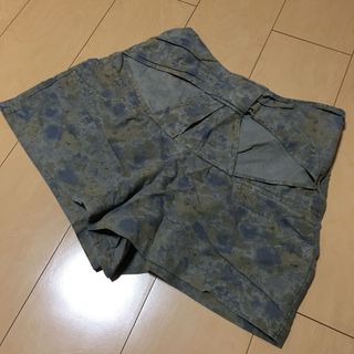 フラボア　花柄ショートパンツ