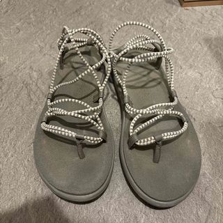 teva サンダル グレー W7