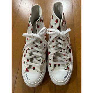 ミュベール(MUVEIL)のCONVERSE TOKYO×MUVEIL いちご柄スニーカー(スニーカー)