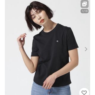 Calvin Klein（カルバンクライン）アーカイブロゴスリムTシャツ