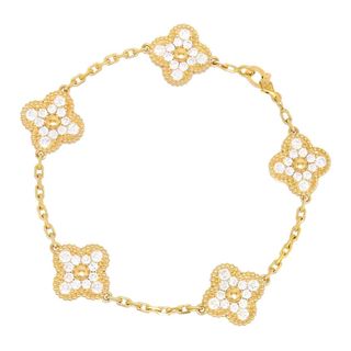 ヴァンクリーフアンドアーペル(Van Cleef & Arpels)のヴァンクリーフ＆アーペル ヴィンテージ アルハンブラ ブレスレット 5モチーフ #18 VCARA41400 Au750 (K18YG) レディース Van Cleef & Arpels [美品] 【中古】 【ジュエリー】(ブレスレット/バングル)