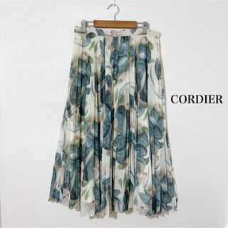 コルディア(CORDIER)のCORDIER 花柄 ブルー 高級感 ロングスカート プリーツスカート 夏(ロングスカート)