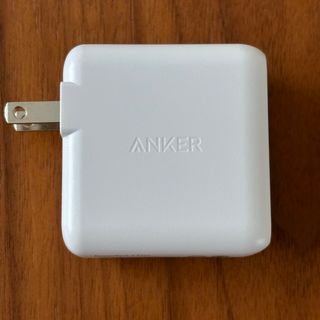 アンカー(Anker)の美品　Anker 充電器(バッテリー/充電器)