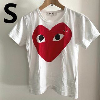 コムデギャルソン(COMME des GARCONS)のコムデギャルソン　PLAY ハート　半袖　Tシャツ　S(Tシャツ(半袖/袖なし))