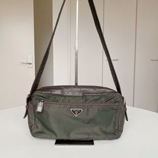 プラダ(PRADA)の【美品】プラダ PRADA ショルダー ボディーバッグ 三角ロゴプレート(ショルダーバッグ)