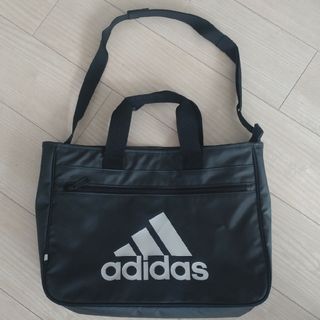 【adidas】肩掛けカバン ショルダーバッグ