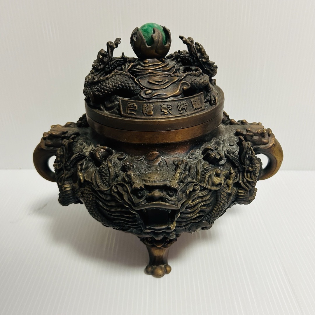 中国骨董品 大明宣徳年製 九轉乾坤爐 龍文香炉 翡翠玉 中国骨董品 大明宣徳年製 九轉乾坤爐 龍文香炉 翡翠玉