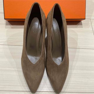 HERMES(ポインテッドトゥ ・ ハイヒール/パンプス)のフリマ HERMES(ポインテッドトゥ ・ ハイヒール/パンプス)のフリマ