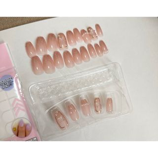 ネイルチップ　ネイル接着テープ　セット売り♡(つけ爪/ネイルチップ)