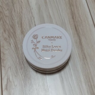 CANMAKE - キャンメイク シルキールースモイストパウダー01