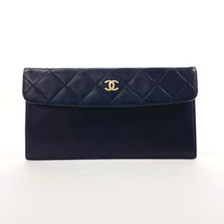 シャネル(CHANEL)のシャネル 札入れ マトラッセ ココマーク  ネイビー(財布)