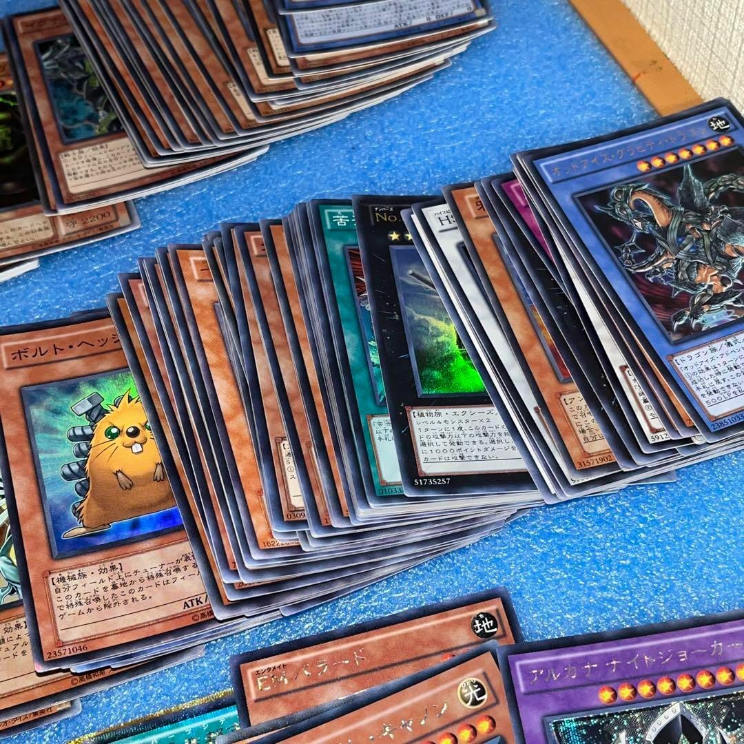 遊戯王カード レア大量 約2~3000枚 まとめ売り 引退 閉店 遊戯王カード レア大量 約2~3000枚 まとめ売り 引退 閉店