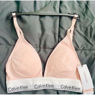 カルバンクライン(Calvin Klein)のカルバンクライン　ブラ　パットあり　XS S ロゴ　正規品　Triangle(ブラ)