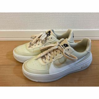 ナイキ(NIKE)のナイキエアフォース 1PLT.AF.ORM ウィメンズシューズ(スニーカー)