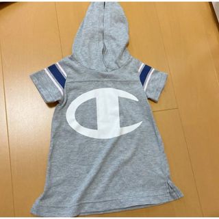 キッズ♡トップス　女の子　チャンピオン　Champion