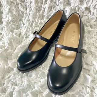 ハルタ(HARUTA)のHARUTA ハルタ ストラップシューズ 24EE 黒(ローファー/革靴)