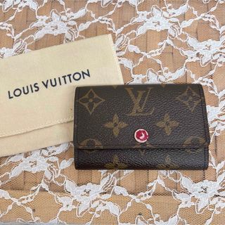 LOUIS VUITTON キーケース　ボタン剥がれ