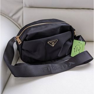 プラダ(PRADA)の新品タグ付き PRADA プラダ ショルダーバッグ ポーチ(ショルダーバッグ)