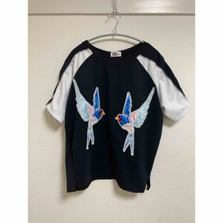 【JETRAG】　Tシャツ★  カラフルな鳥　プリント　黒　半袖(Tシャツ(半袖/袖なし))