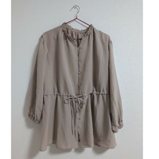 ワールド　トップス　M　美品