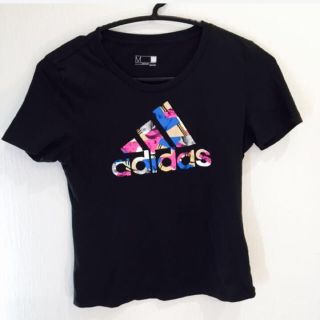 アディダス(adidas)のadidas Tシャツ ブラック(Tシャツ(半袖/袖なし))