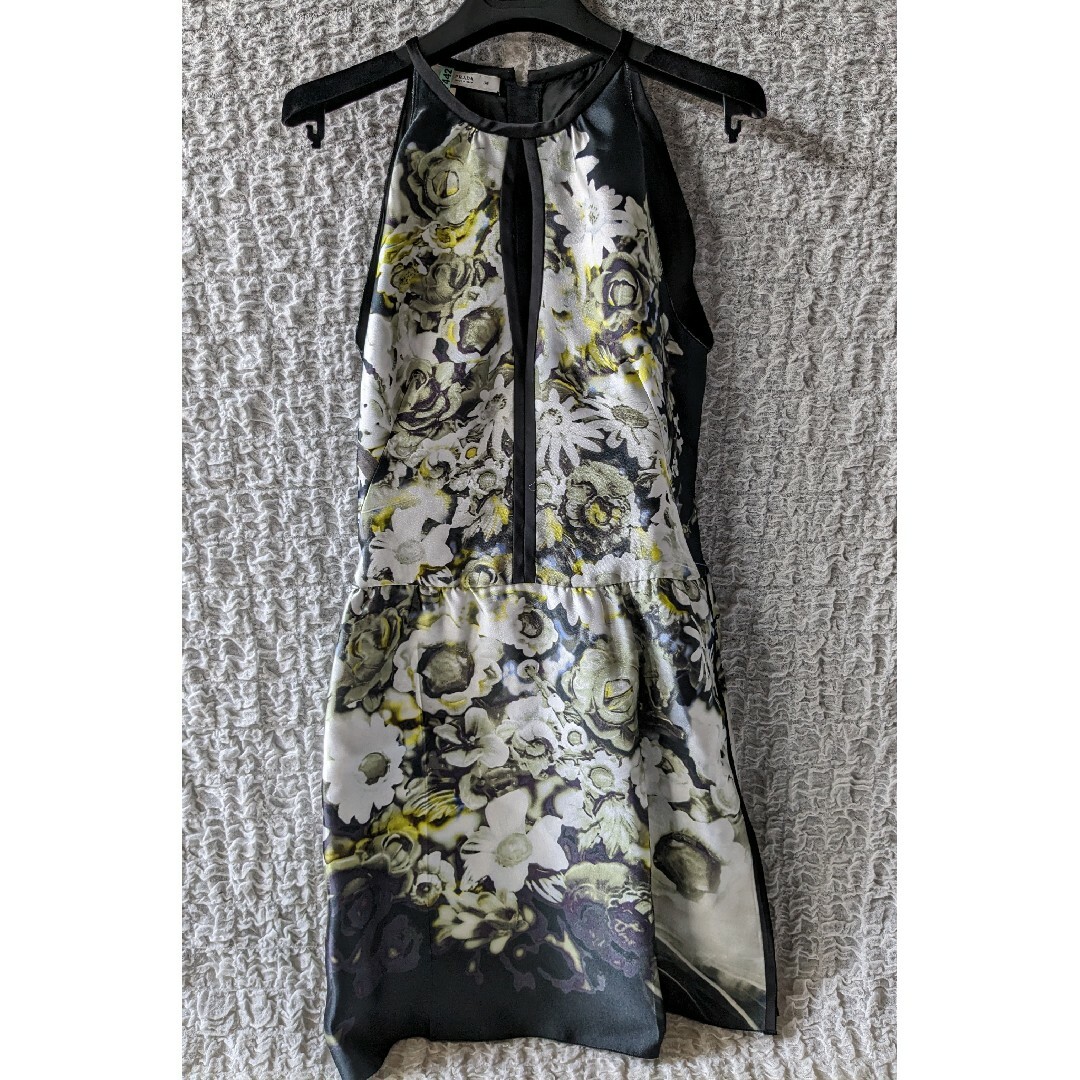 PRADA - プラダ◇ノースリーブ シルク ワンピース 花柄 38 (S PRADA - プラダ◇ノースリーブ シルク ワンピース 花柄 38 (S