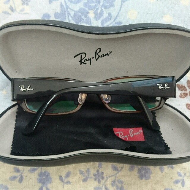 Ray-Ban(レイバン)のRay  BAN  眼鏡専用出品 レディースのファッション小物(サングラス/メガネ)の商品写真