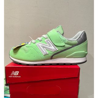 ニューバランス(New Balance)の新品/未使用ニューバランス／キッズ／ジュニアスニーカー/マジック23.5(スニーカー)