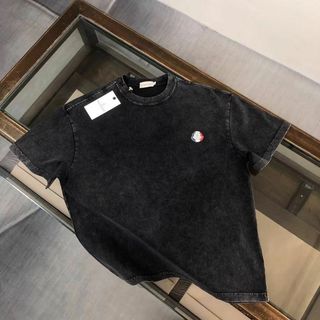 モンクレール(MONCLER)のMONCLERモンクレールの半袖です美品MONCLERの半袖です(その他)