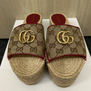 グッチ(Gucci)のGUCCI キャンバスストローサンダル(サンダル)