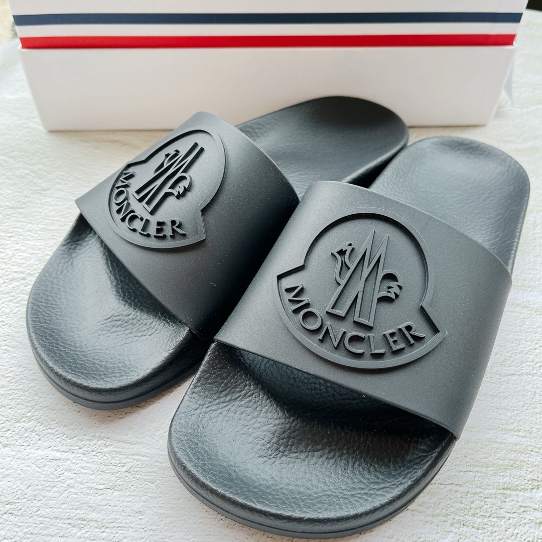 23cm【新品未使用】MONCLER モンクレール BASILE サンダル 黒 23cm【新品未使用】MONCLER モンクレール BASILE サンダル 黒