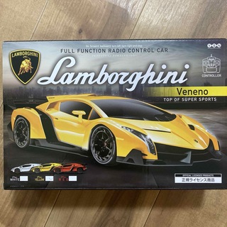Lamborghini Veneo Yellow(トイラジコン)