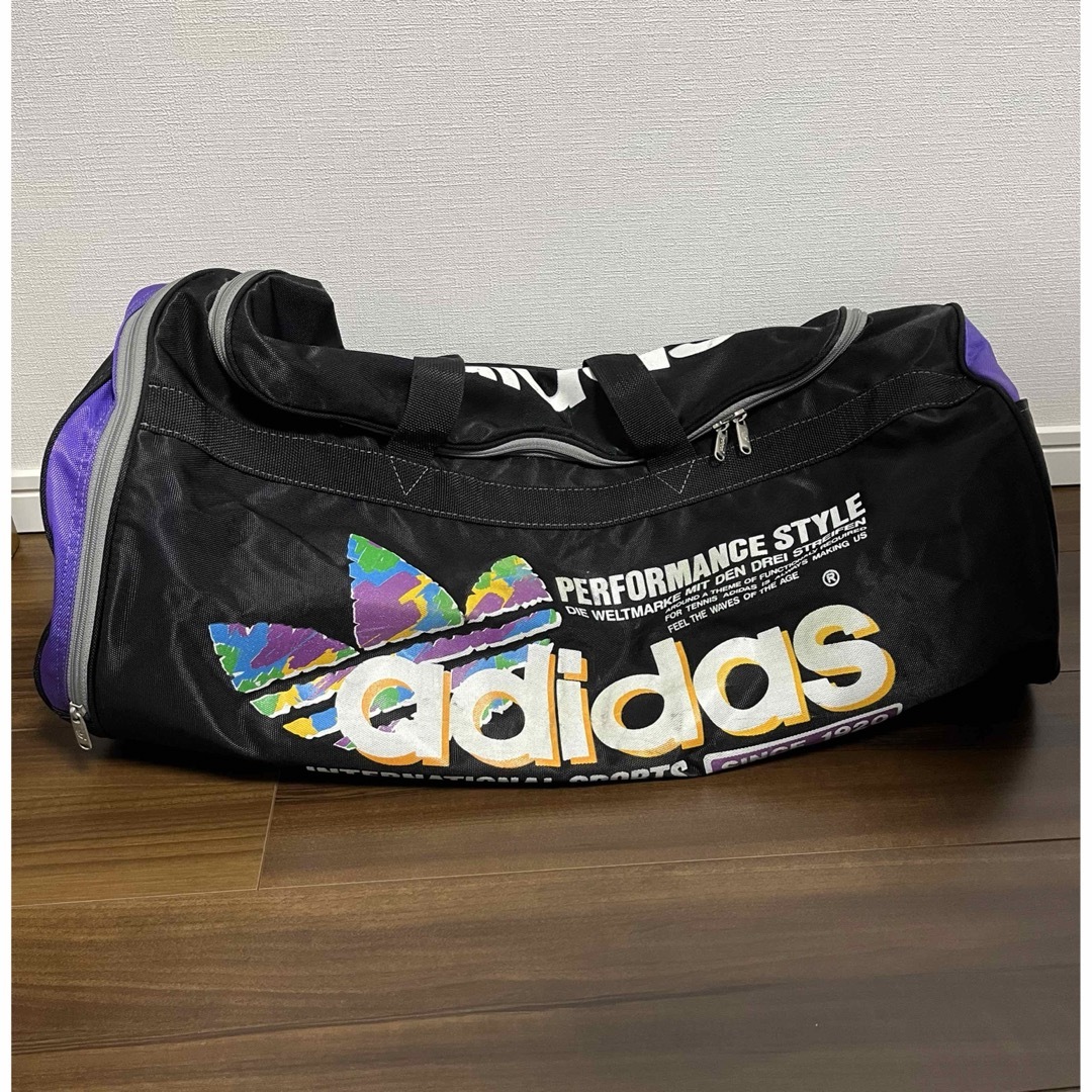 adidas - adidas 2WAY ドラムバッグ スポーツバッグ レア品 の adidas - adidas 2WAY ドラムバッグ スポーツバッグ レア品 の