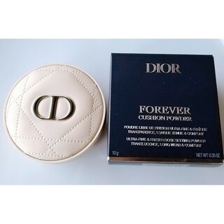 ディオール(Dior)のDIOR スキンフォーエヴァー クッション パウダー フェイスパウダー フェア(フェイスパウダー)