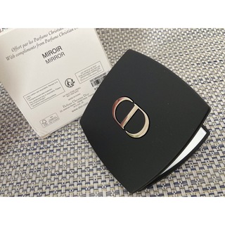 Dior - 【Dior】ディオール ノベルティコンパクトミラー  ブラック 【新品未使用】