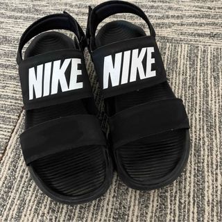 ナイキ(NIKE)のNIKE サンダル(サンダル)