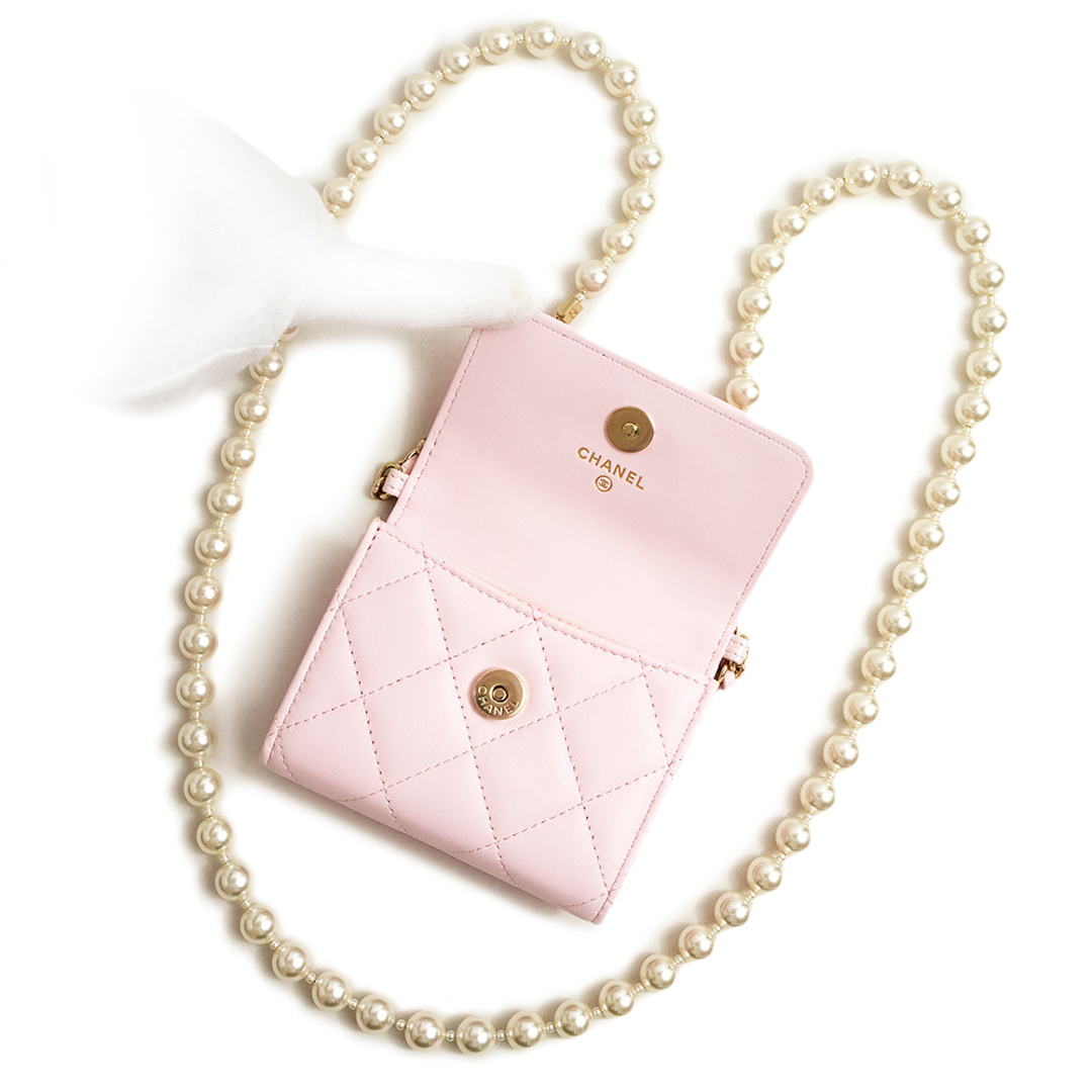 CHANEL - シャネル マトラッセ ミニ パール チェーン ウォレット CHANEL - シャネル マトラッセ ミニ パール チェーン ウォレット