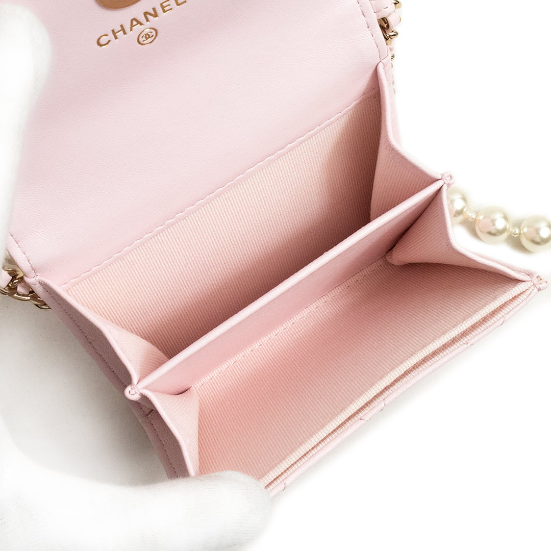 CHANEL - シャネル マトラッセ ミニ パール チェーン ウォレット CHANEL - シャネル マトラッセ ミニ パール チェーン ウォレット