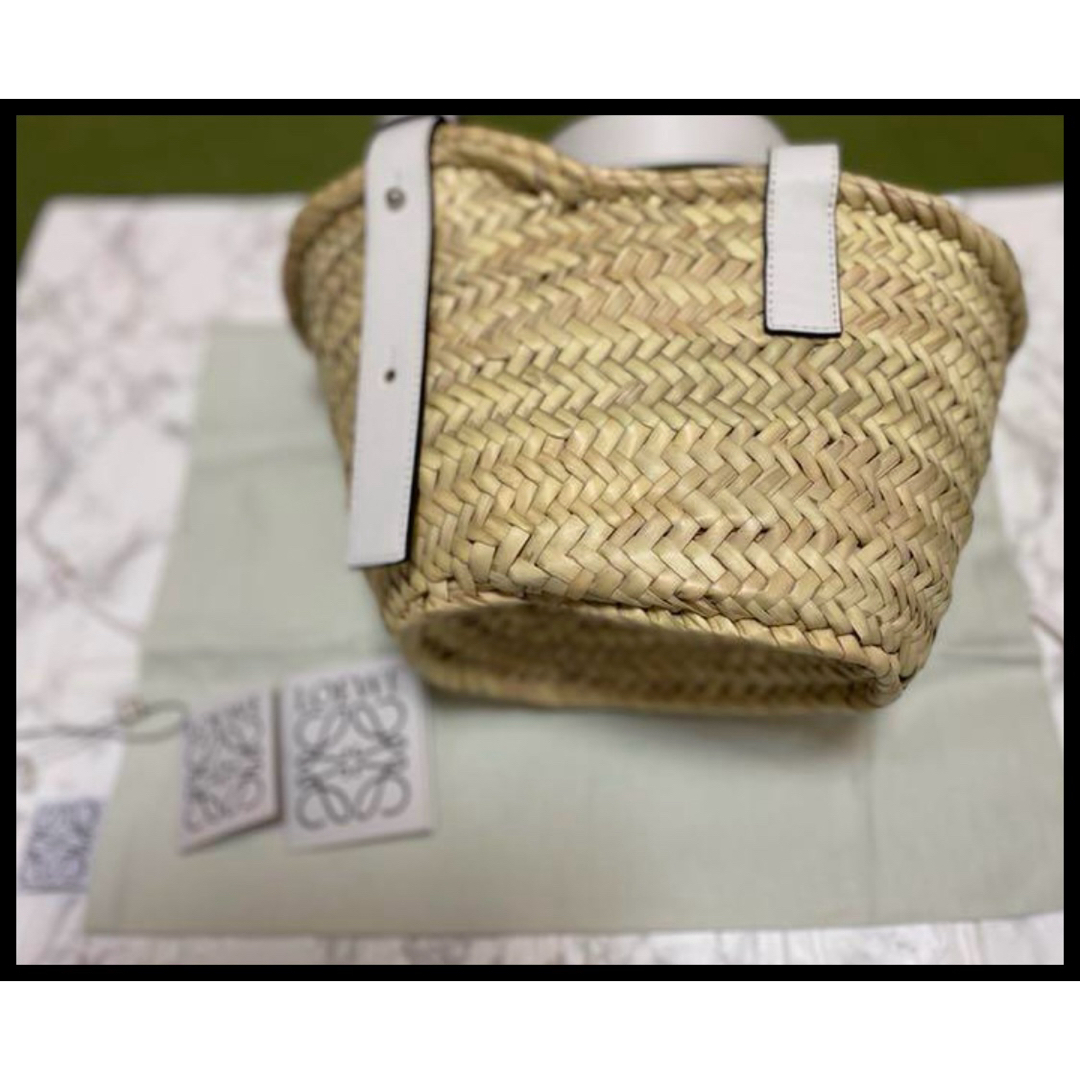 新品未使用】正規品♡ロエベ ♡バスケットスモールバックホワイト 新品未使用】正規品♡ロエベ ♡バスケットスモールバックホワイト