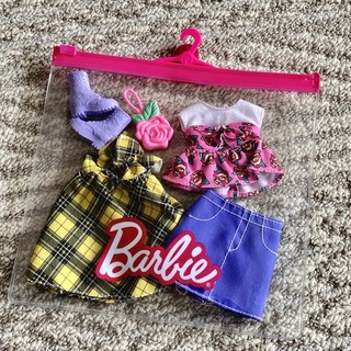 バービー(Barbie)のバービー人形★着せ替え用服セット(ぬいぐるみ/人形)